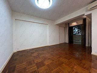 Mid Levels West - Hing Wah Mansion Block A 09