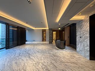 Mid Levels West - The Legacy Phase 2 Tower 1 07