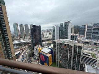 Cheung Sha Wan - Banyan Garden Phase 2 Block 8 02