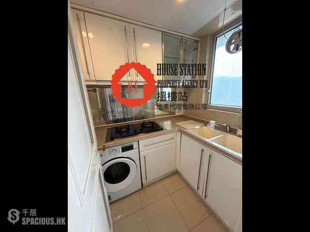 Cheung Sha Wan - Banyan Garden Phase 2 Block 8 03