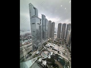 West Kowloon - The Arch Sun Tower (Block 1A) 02