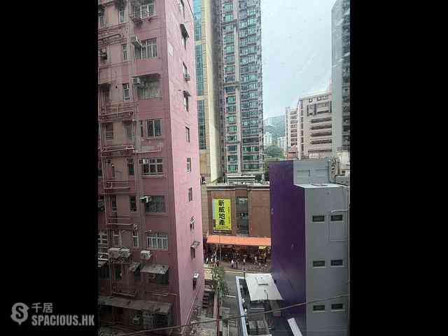 Wan Chai - Chuen Fung House 01
