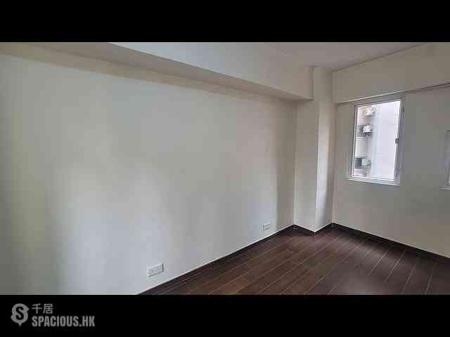 Causeway Bay - Hon Man Mansion 03