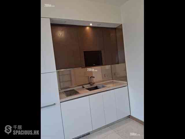 Sai Ying Pun - 63, Pokfulam Amber House (Tower 1) 05