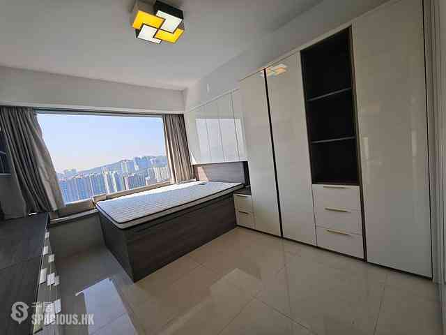 Tsuen Wan - Ocean Pride 10
