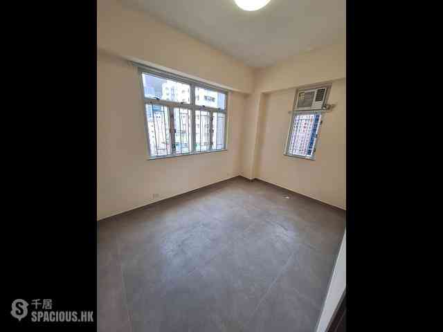 Wan Chai - Pao Woo Mansion 01