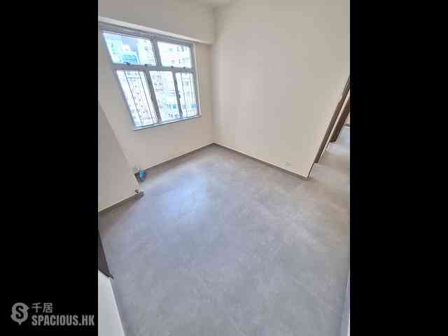 Wan Chai - Pao Woo Mansion 02