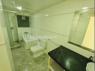 Pok Fu Lam - Villa Cecil 08