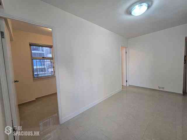 Sai Ying Pun - Yue Sun Mansion 04