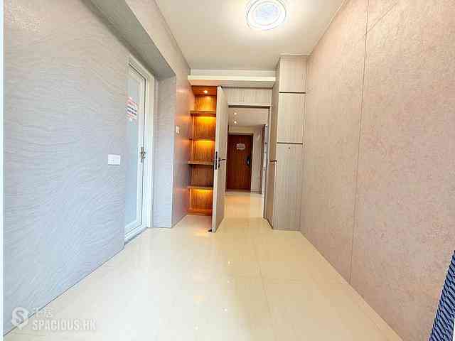 Kennedy Town - Tai Hong Building 07