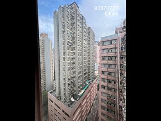 Shek Tong Tsui - Chong Yip Centre 06