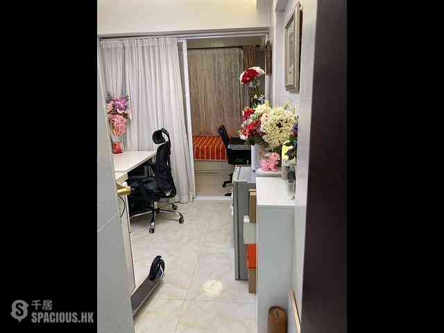 Wan Chai - 344-346, Lockhart Road 01