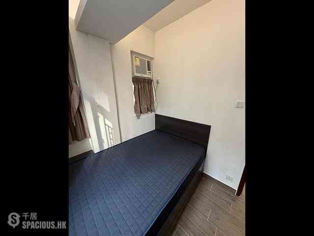Sai Ying Pun - 35-39, Third Street 06