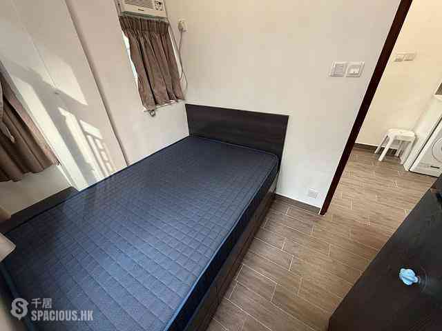 Sai Ying Pun - 35-39, Third Street 13