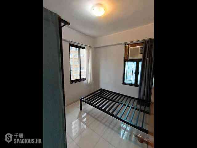 Wan Chai - Antung Building 04