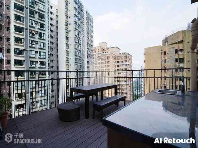Mid Levels Central - Good View Court 01