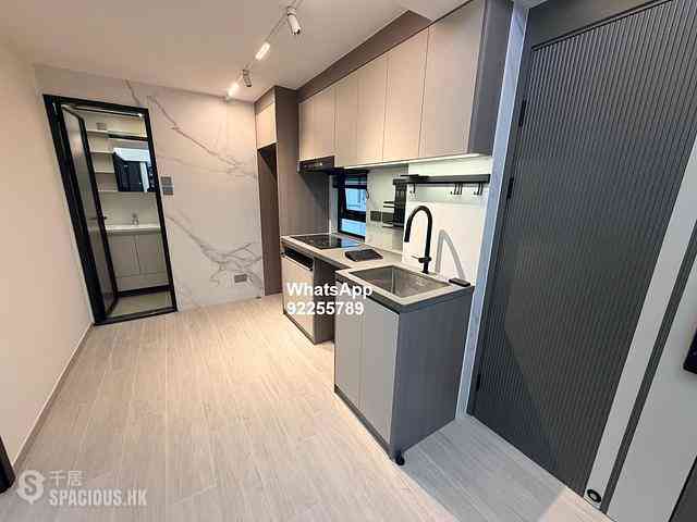 Sai Ying Pun - Samtoh Building 06