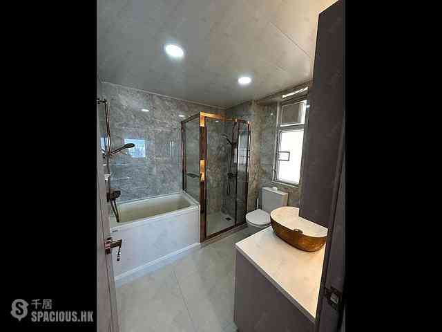 Braemar Hill - Ho King View 07