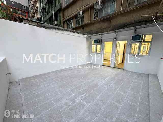 Sheung Wan - On Wah Building 04