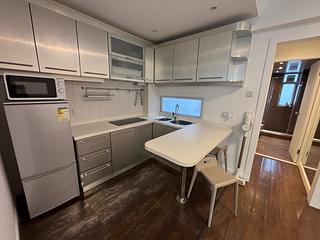Poho - 170-172, Hollywood Road 03