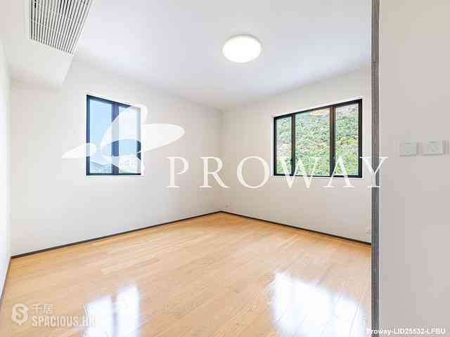 Repulse Bay - South Bay Villas 06