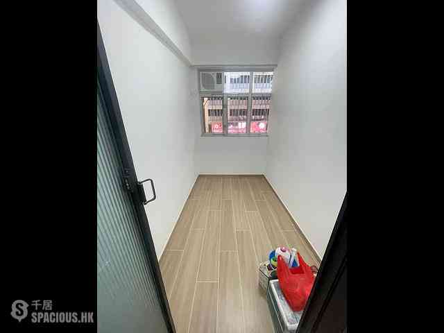 Wan Chai - Wan Fat House 02