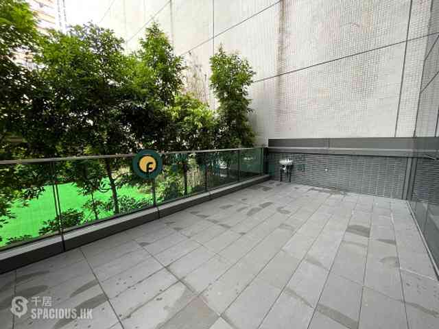 Shek Tong Tsui - Novum West 01