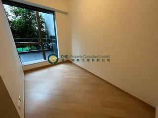 Shek Tong Tsui - Novum West 06