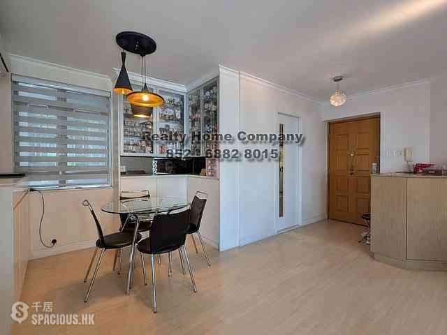 North Point - Island Place 10