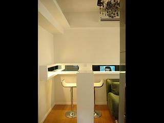 Sheung Wan - Lee Wah Mansion 02