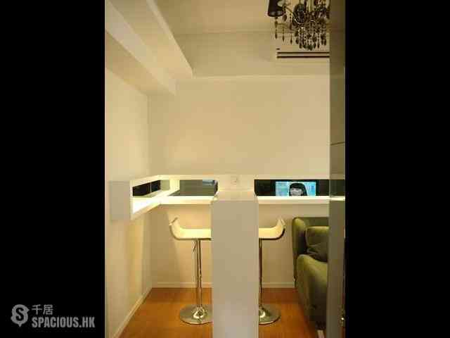 Sheung Wan - Lee Wah Mansion 02