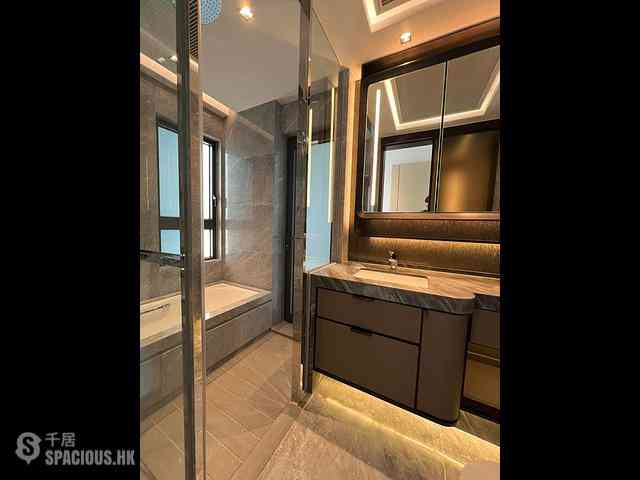 Ho Man Tin - 233 Prince Edward Road West 07