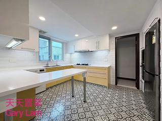 Clear Water Bay - Hillview Court 18