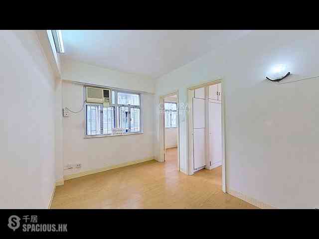 Ap Lei Chau - 10-12, Wai Fung Street 04
