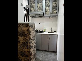 Tai Hang - Dragon Centre 02