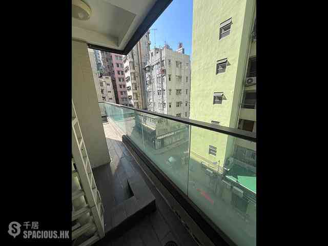 Tai Hang - Coho 08