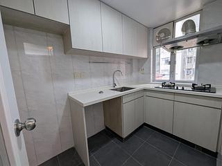 North Point - Luen Wo Apartments 04