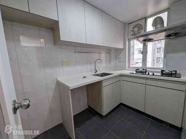 North Point - Luen Wo Apartments 04