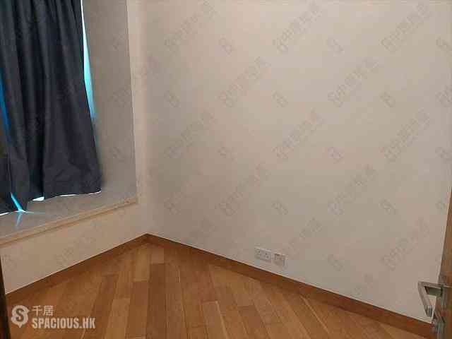 Shau Kei Wan - i・UniQ Residence 02