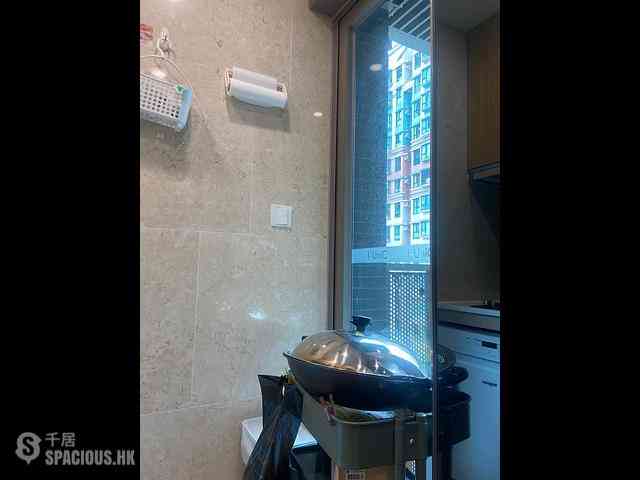 Shau Kei Wan - i・UniQ Residence 05
