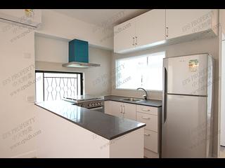 Discovery Bay - Discovery Bay Phase 5 Greenvale Village Greenburg Court (Block 2) 2 02