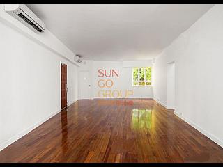 Mid Levels Central - Panorama 04