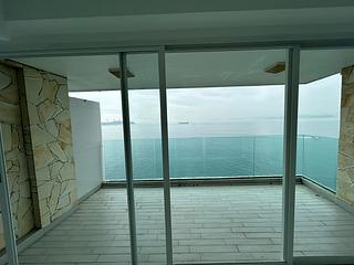 Pok Fu Lam - Villa Cecil Phase 3 Block 2 08