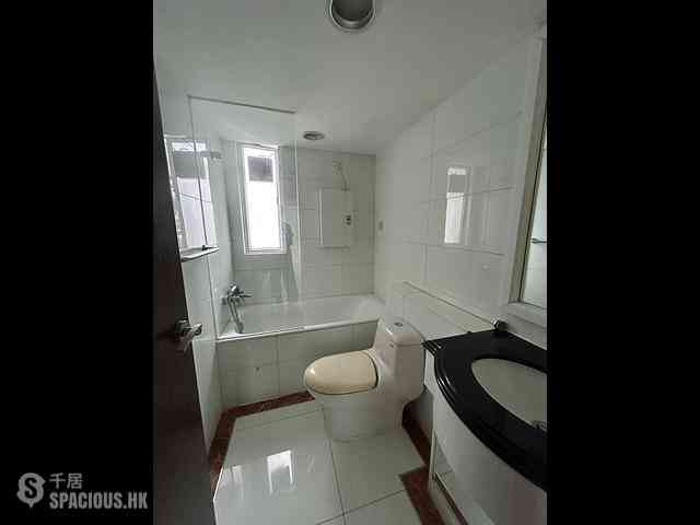 Pok Fu Lam - Villa Cecil Phase 3 Block 2 05