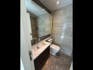 Tseung Kwan O - Savannah Block 5A 05