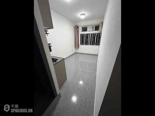 Mong Kok - Sun Hing Building 02