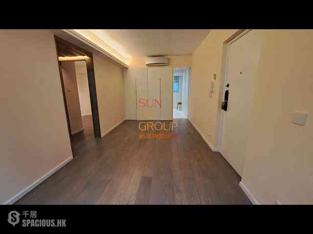 Mid Levels Central - Cimbria Court 01