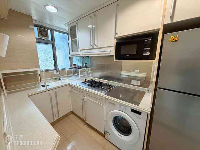 Tung Chung - Caribbean Coast Phase 3 Carmel Cove 01
