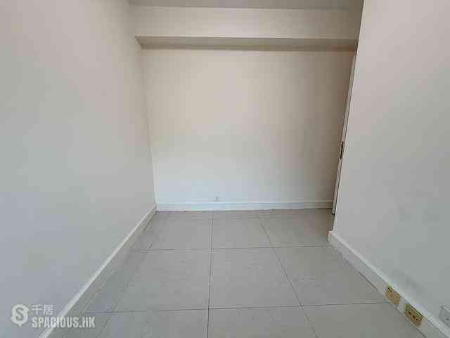Tung Chung - Caribbean Coast Phase 3 Carmel Cove 17
