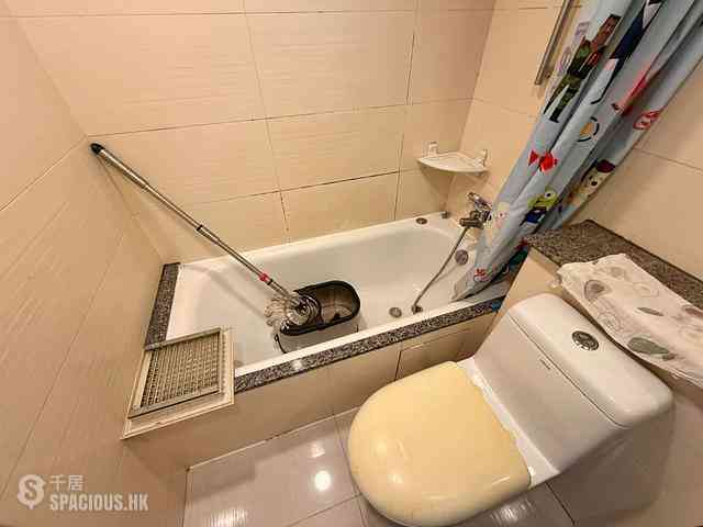 Tung Chung - Caribbean Coast Phase 4 Crystal Cove 12
